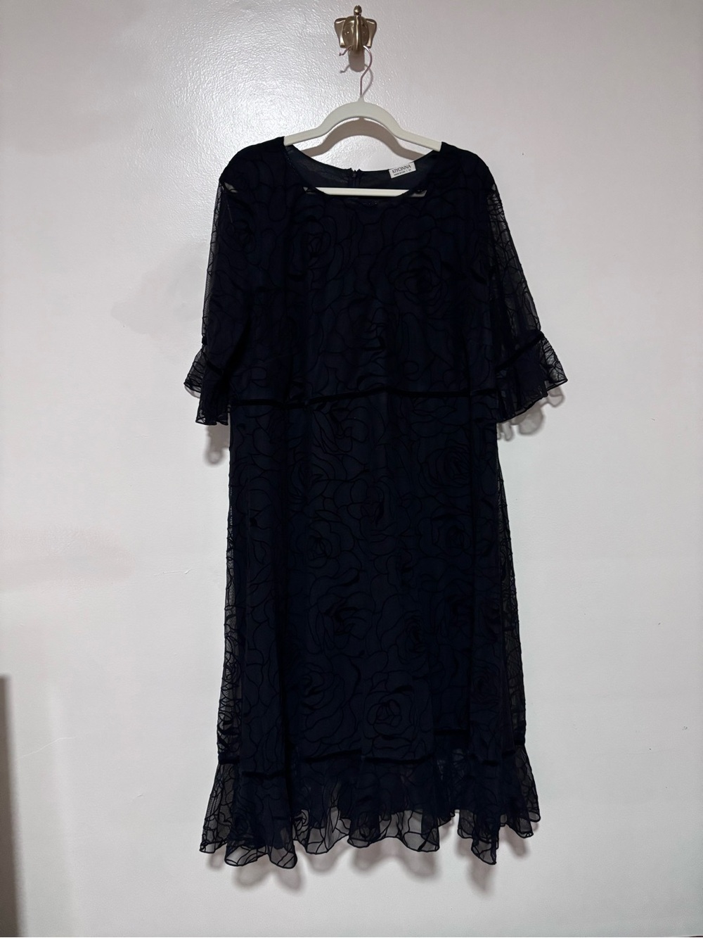 Kiyonna Francesca Black Floral Lace Midi Dress Ruffle Hem and Sleeves Velvet 3X